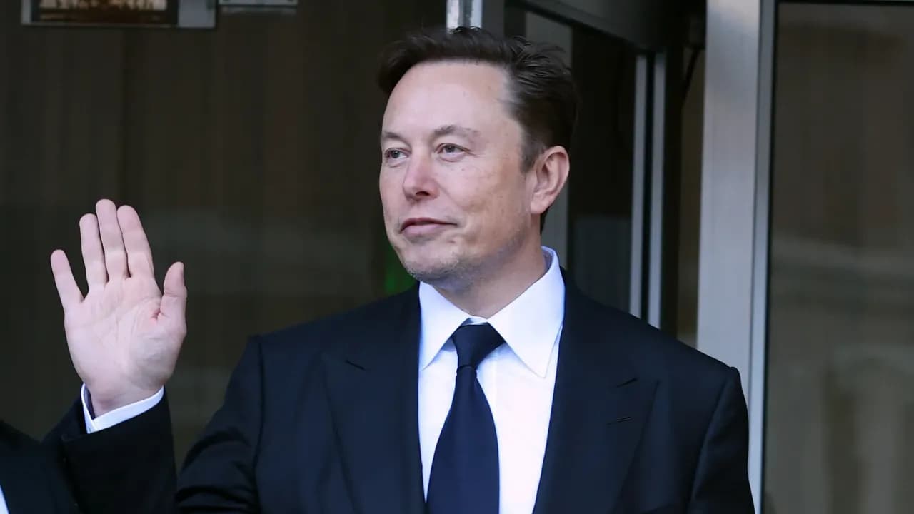 https://stocktwits.com/news articles/markets/equity/musk first person worth 500 billion trillionaire status next decade/chCAw7BR3O4
