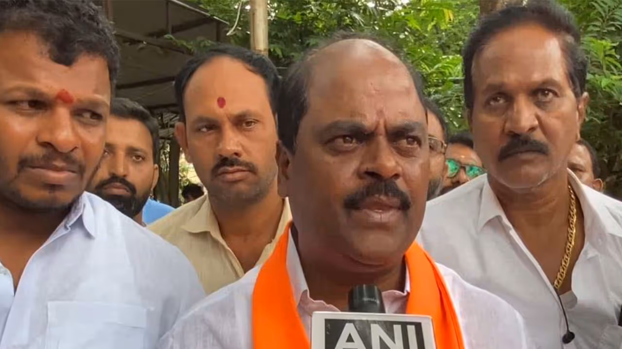 BJP leader Andela Sriramulu Yadav (Photo/ANI) BJP leader Andela Sriramulu Yadav (Photo/ANI)