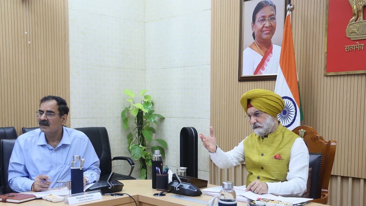 Delhi LG Taranjit Singh Sandhu during a review meeting (Photo/@LtGovDelhi) Delhi LG Taranjit Singh Sandhu during a review meeting (Photo/@LtGovDelhi)