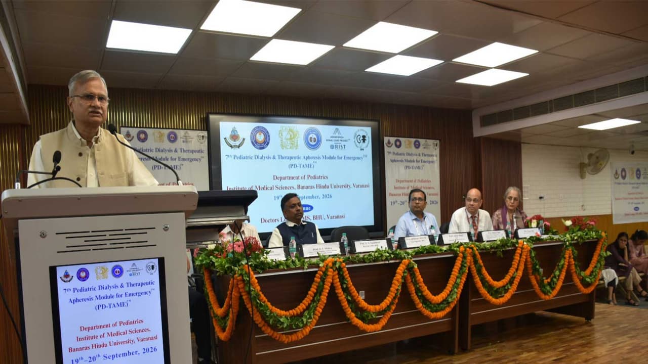 Prof SN Sankhwar, Director, Institute of Medical Sciences addressing the gathering (Photo/PRO BHU) Prof SN Sankhwar, Director, Institute of Medical Sciences addressing the gathering (Photo/PRO BHU)