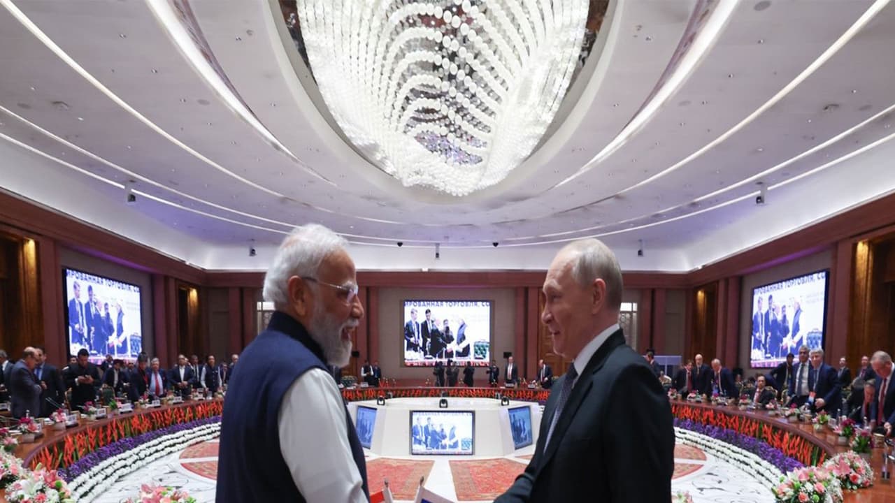 Prime Minister Narendra Modi and Russian President Vladimir Putin (Photo: X@narendramodi)