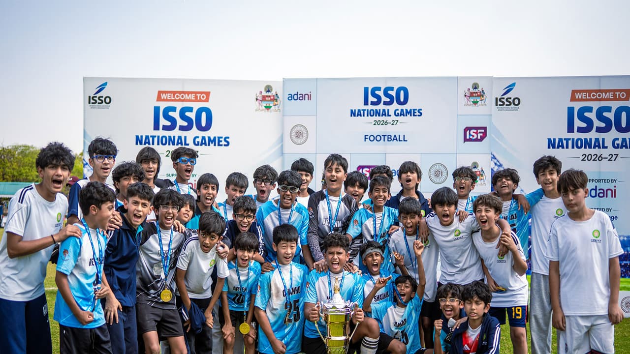 Players of Oberoi International School, Mumbai with the ISSO National Under 14 Boys Football Championship trophy. (Photo: ISSO) Players of Oberoi International School, Mumbai with the ISSO National Under 14 Boys Football Championship trophy. (Photo: ISSO)