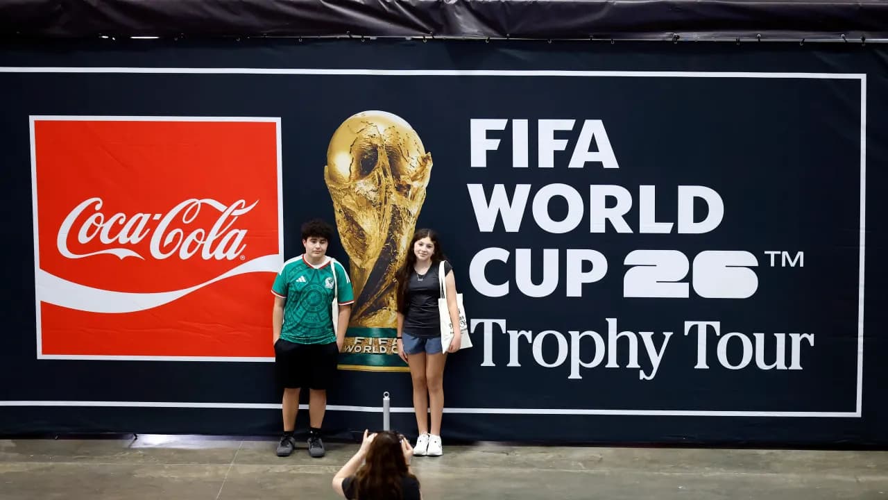 https://stocktwits.com/news articles/markets/equity/nflx dis you tube want fifa s world cup us rights/cZmVInGR7Zq https://stocktwits.com/news articles/markets/equity/nflx dis you tube want fifa s world cup us rights/cZmVInGR7Zq