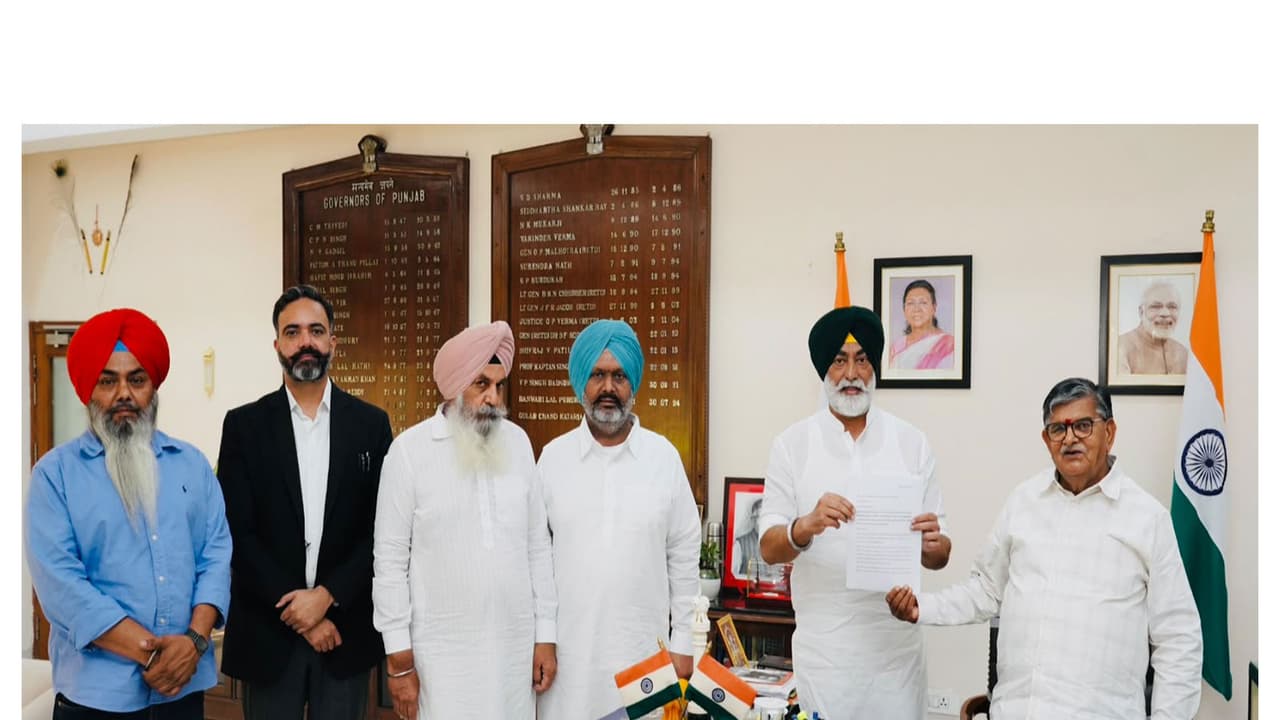 Congress' Sukhpal Singh Khaira writes to Punjab Governor Kataria (Photo: Punjab/Congress) Congress' Sukhpal Singh Khaira writes to Punjab Governor Kataria (Photo: Punjab/Congress)