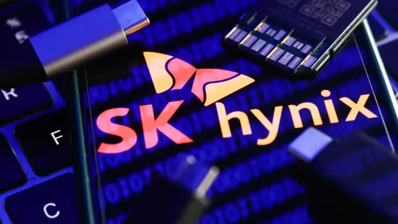https://stocktwits.com/news articles/markets/equity/sk hynix reports strong 2025 q1 results/chQnHRyRbgM https://stocktwits.com/news articles/markets/equity/sk hynix reports strong 2025 q1 results/chQnHRyRbgM