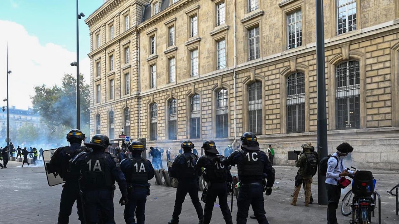 French police controlling the violence in Paris (Photo/X/@prefetpolice) French police controlling the violence in Paris (Photo/X/@prefetpolice)