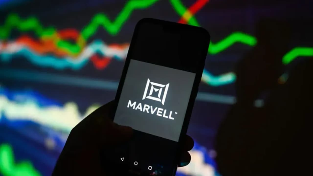 https://stocktwits.com/news articles/markets/equity/ai demand powers chipmaker marvell s 2026 q1 performance/ch0MWvYRbM3 https://stocktwits.com/news articles/markets/equity/ai demand powers chipmaker marvell s 2026 q1 performance/ch0MWvYRbM3
