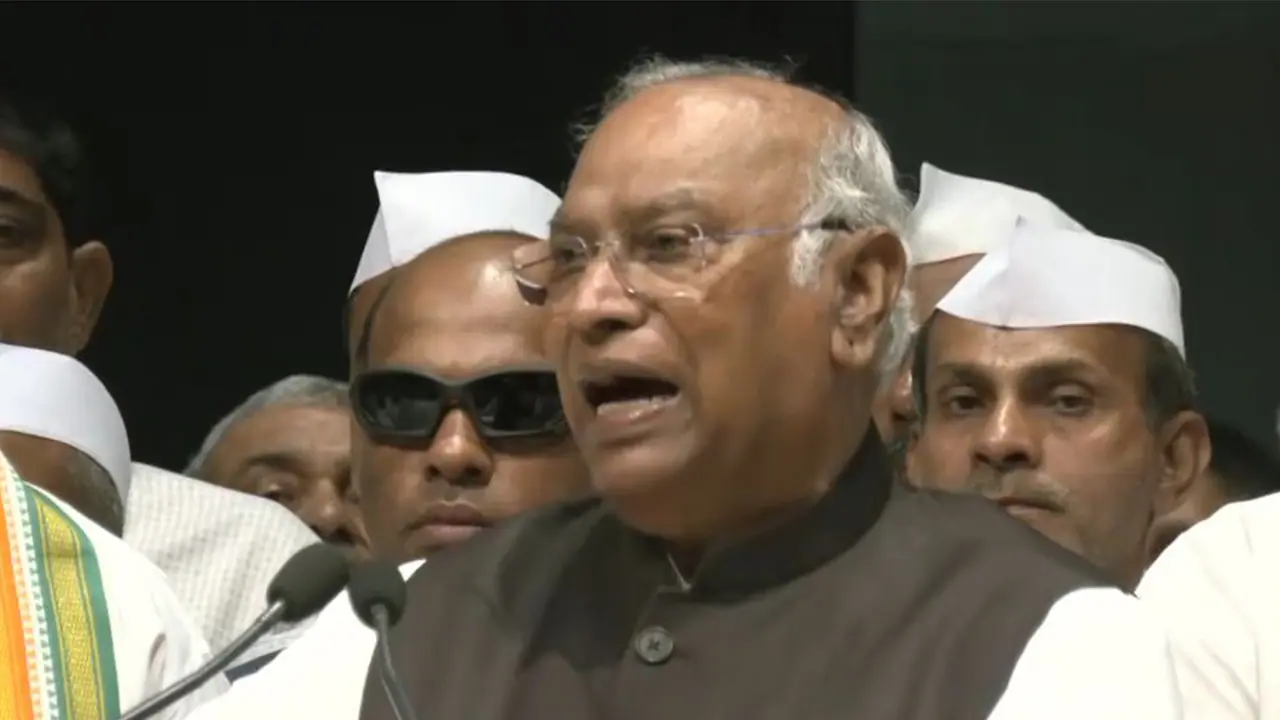 Congress president Mallikarjun Kharge (Photo/ANI) Congress president Mallikarjun Kharge (Photo/ANI)