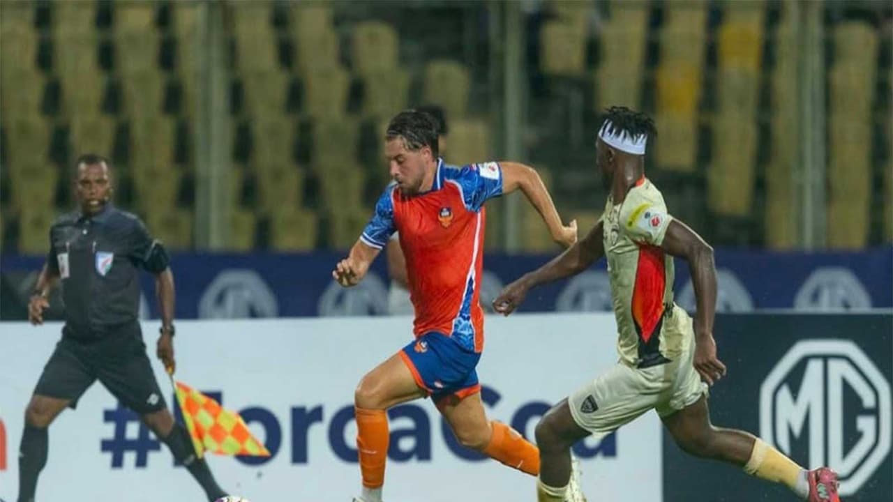 FC Goa and Chennaiyin FC players in action (Photo: ISL) FC Goa and Chennaiyin FC players in action (Photo: ISL)