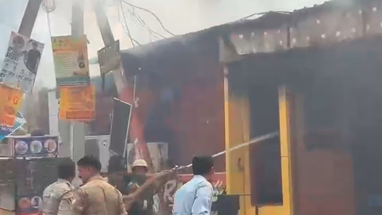 Fire tenders douse flames after a fire broke out in Noida's Sector 126 (Photo/ANI) Fire tenders douse flames after a fire broke out in Noida's Sector 126 (Photo/ANI)