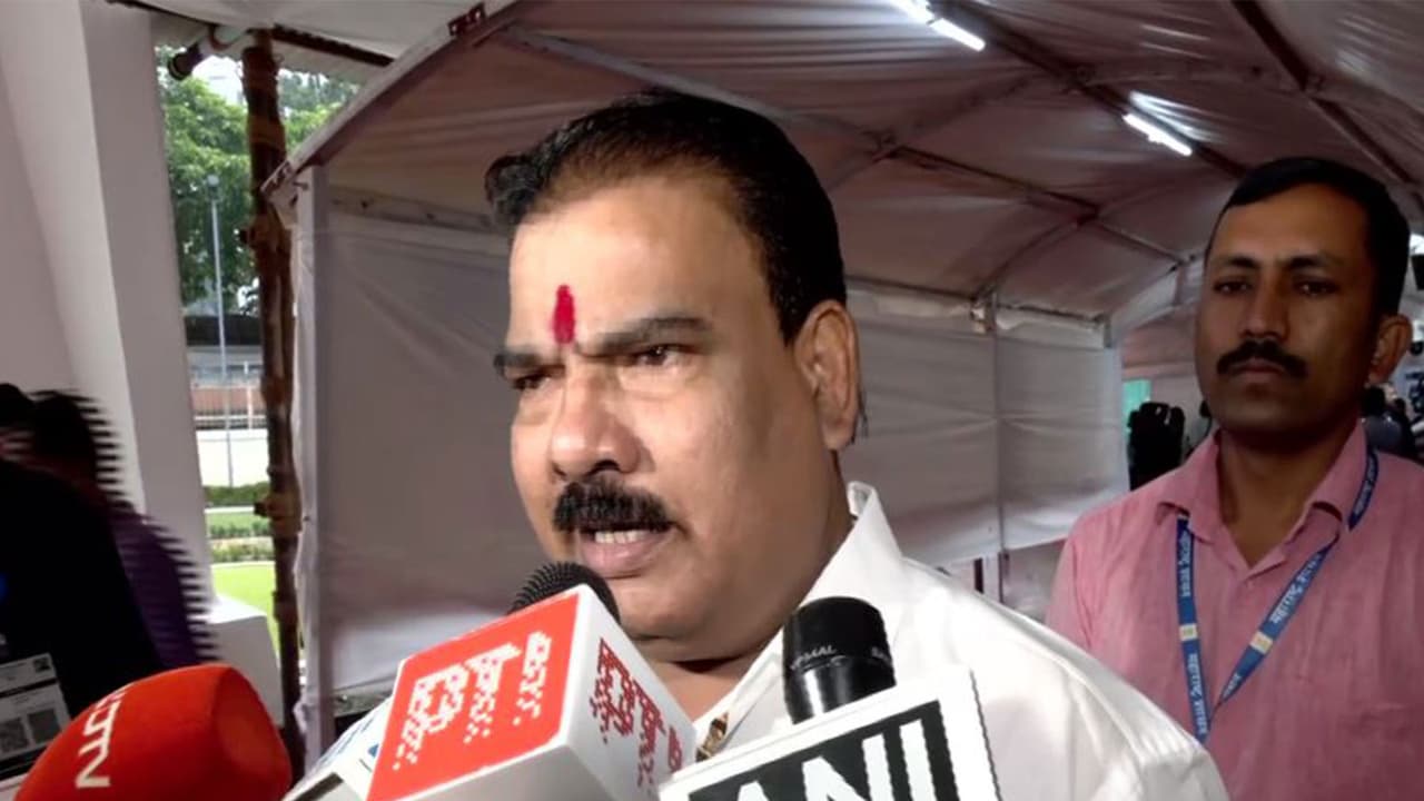 Shiv Sena MLA Sanjay Gaikwad (Photo/ANI) Shiv Sena MLA Sanjay Gaikwad (Photo/ANI)