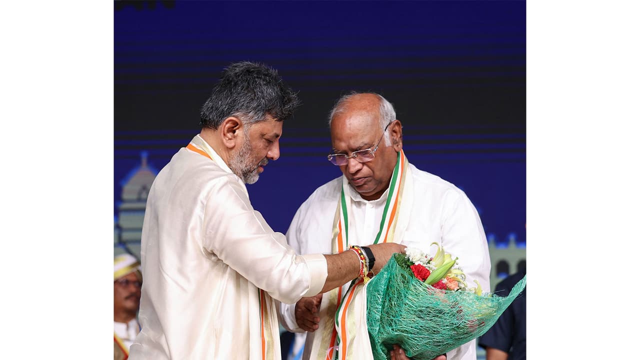 Karnataka CM DK Shivakumar with Congress President Mallikarjun Kharge (File photo/ANI) Karnataka CM DK Shivakumar with Congress President Mallikarjun Kharge (File photo/ANI)