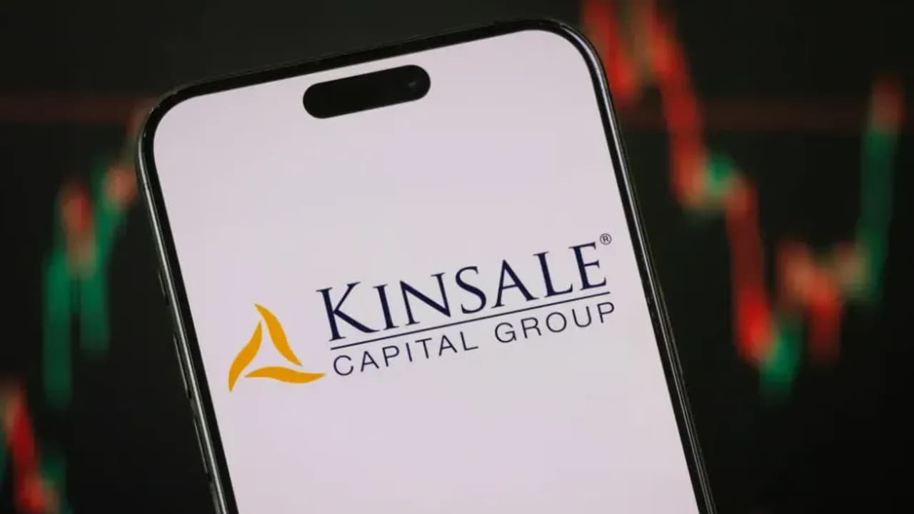 Growth Stocks Are Beaten Down. Why It’s Temporary and What Should Be On Your Shopping List Instead Growth Stocks Are Beaten Down. Why It’s Temporary and What Should Be On Your Shopping List Instead