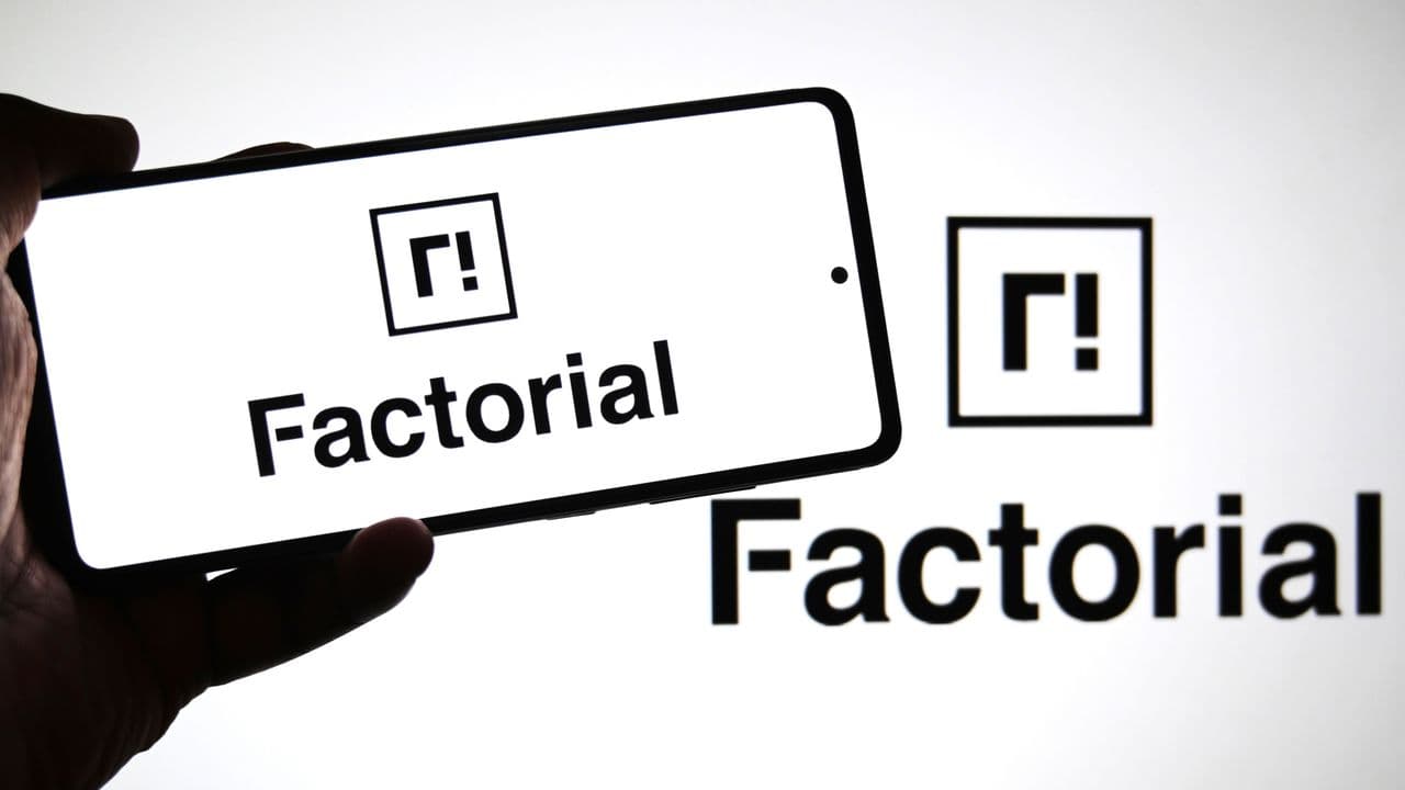 https://stocktwits.com/news articles/markets/equity/factorial and sk on sign mo u to explore solid state battery manufacturing/cZMazYRRBag https://stocktwits.com/news articles/markets/equity/factorial and sk on sign mo u to explore solid state battery manufacturing/cZMazYRRBag