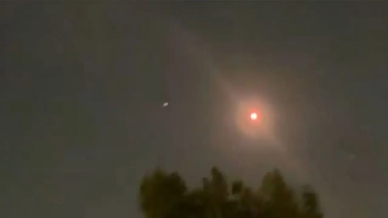 Israeli interceptors in the skies during an Iranian missile barrage (Photo/TPS) Israeli interceptors in the skies during an Iranian missile barrage (Photo/TPS)