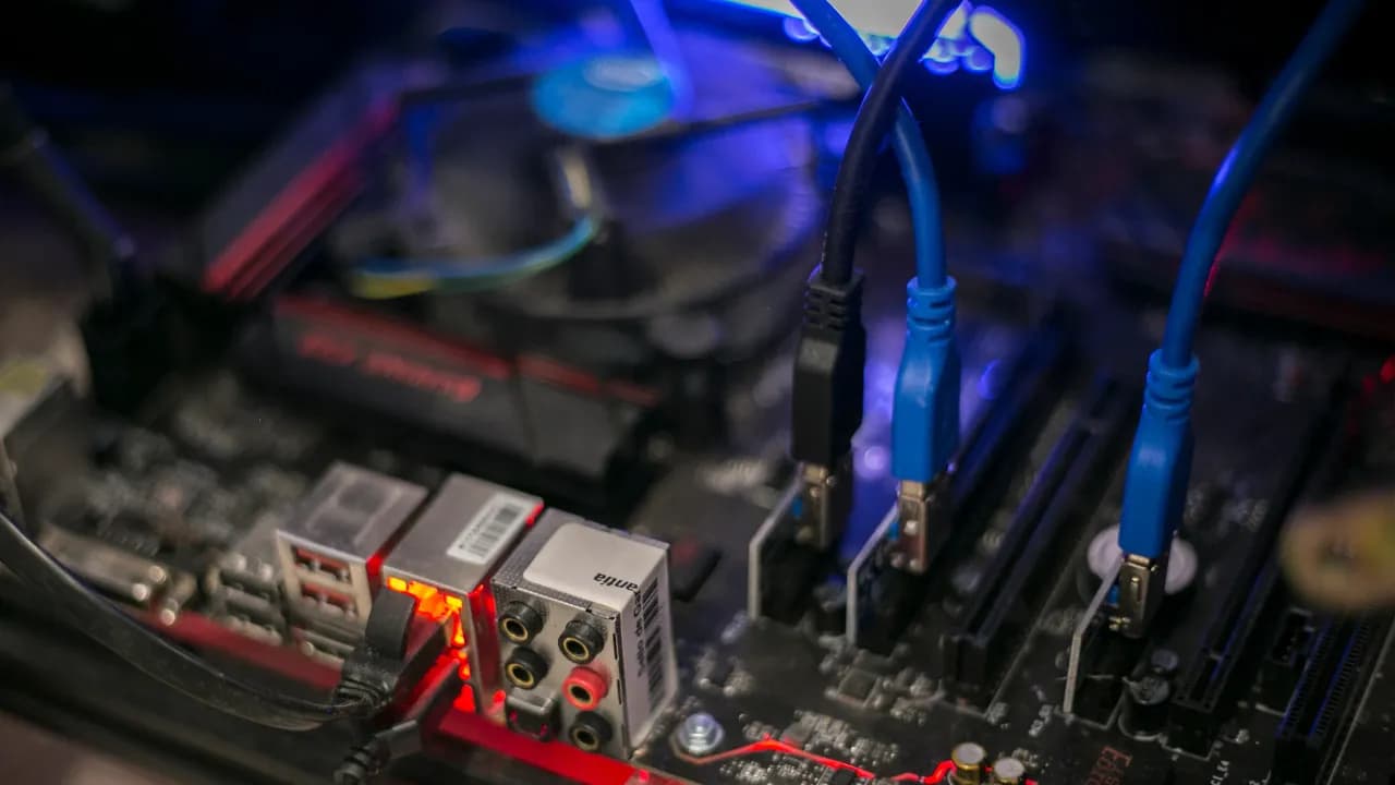 https://stocktwits.com/news articles/markets/equity/mara clsk btdr stock citizens ai data center play/cZKyeioR7fP https://stocktwits.com/news articles/markets/equity/mara clsk btdr stock citizens ai data center play/cZKyeioR7fP