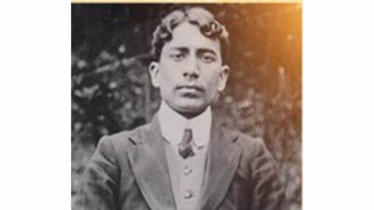 Revolutionary freedom fighter Madan Lal Dhingra (Photo/X@ombirlakota) Revolutionary freedom fighter Madan Lal Dhingra (Photo/X@ombirlakota)