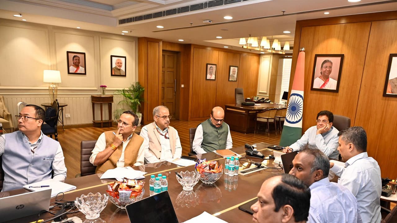 Piyush Goyal reviews precious metals sector (Photo/X@PiyushGoyalOffc) Piyush Goyal reviews precious metals sector (Photo/X@PiyushGoyalOffc)