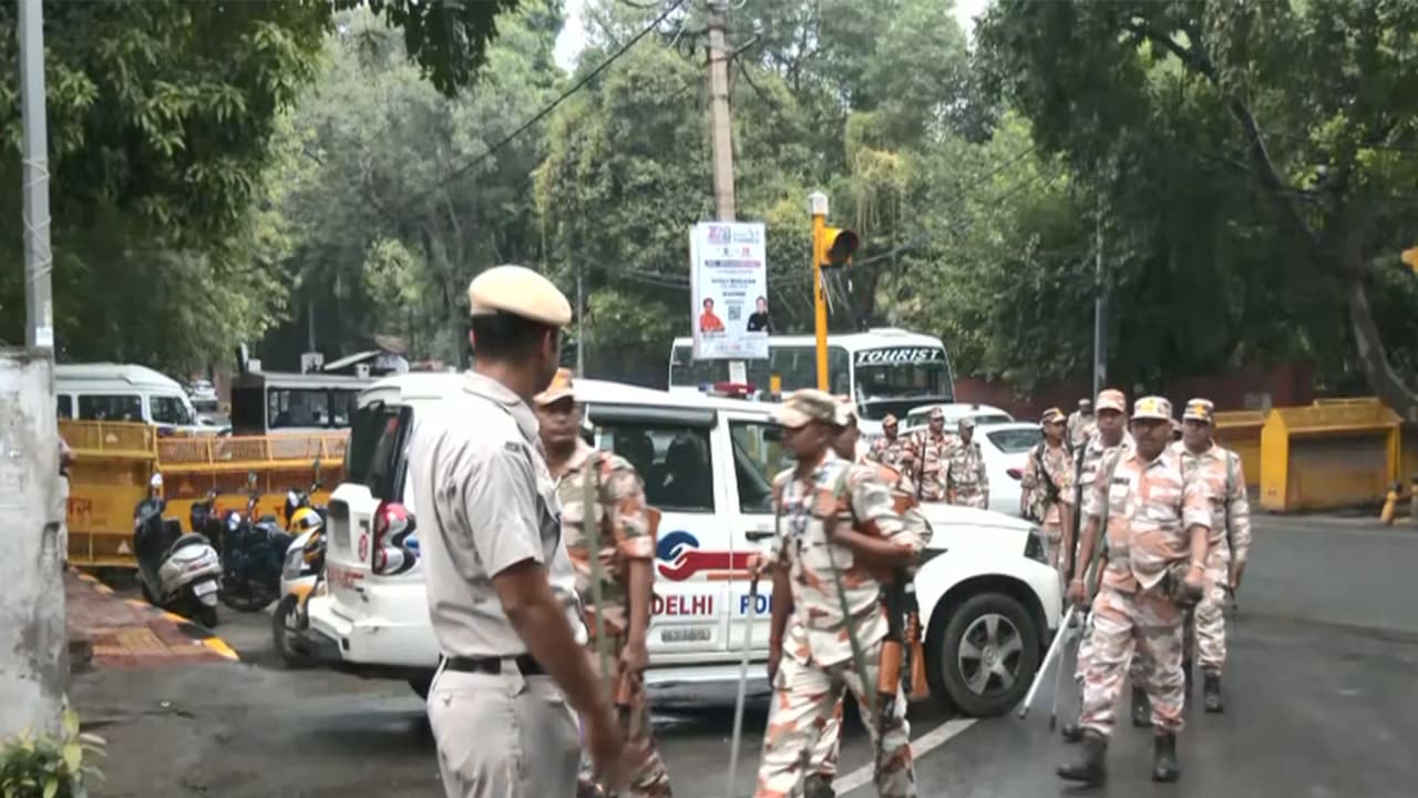 Security deployed outside Shah Auditorium (Photo/ANI) Security deployed outside Shah Auditorium (Photo/ANI)