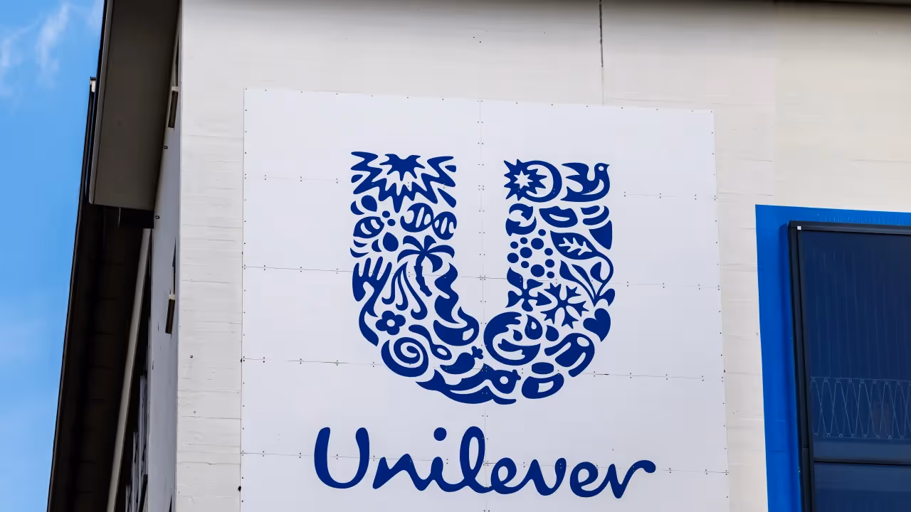https://stocktwits.com/news articles/markets/equity/unilever stock gains after favorable q3 report china and developed market trends upbeat/cLG4OsAR3A1 https://stocktwits.com/news articles/markets/equity/unilever stock gains after favorable q3 report china and developed market trends upbeat/cLG4OsAR3A1