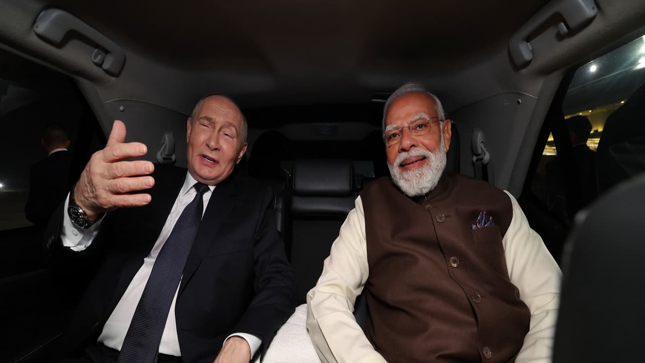 Prime Minister Narendra Modi with Russian President Vladimir Putin (Photo: X@narendramodi)