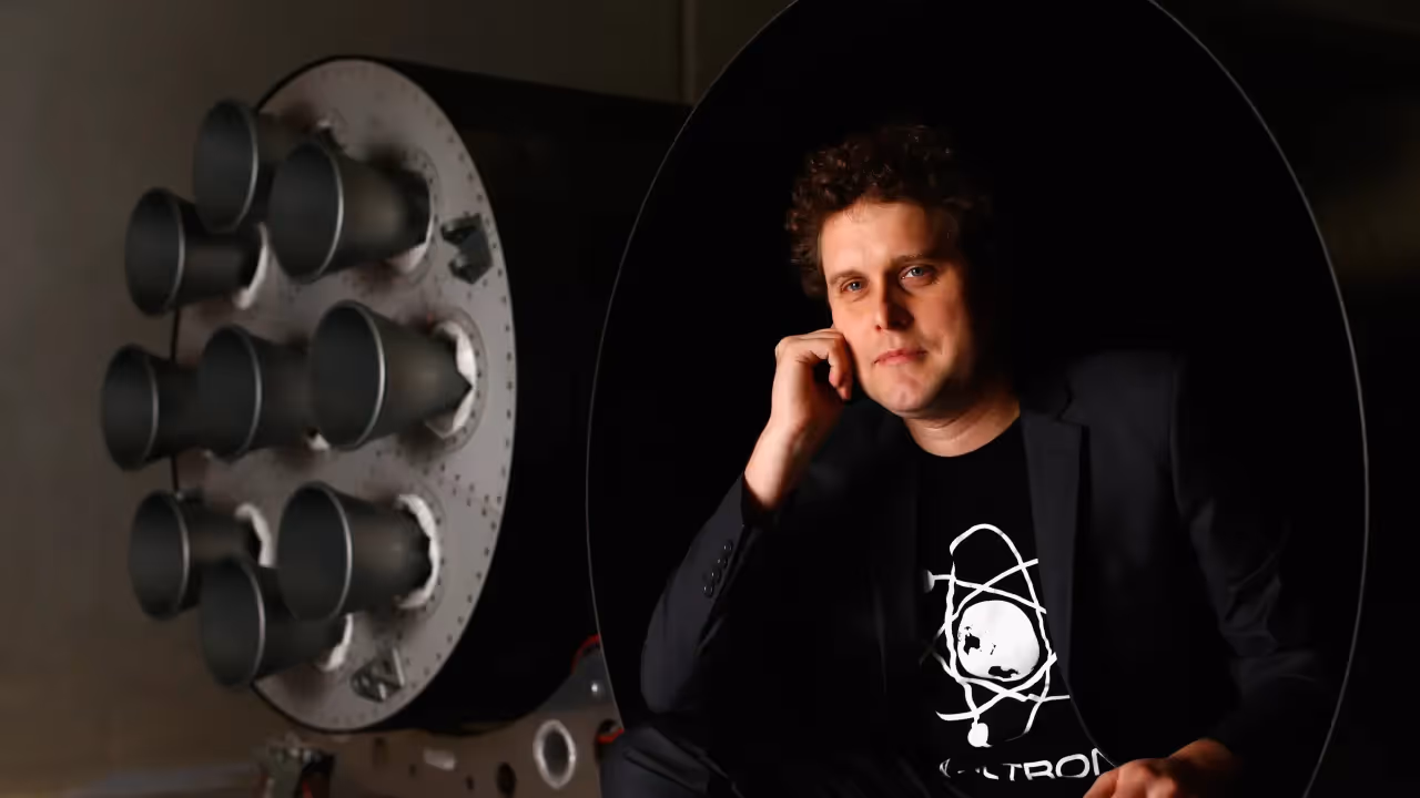 https://stocktwits.com/news articles/markets/equity/rklb stock ceo iridium deal self launching tier 1 space power/cZMPBHLRBIz https://stocktwits.com/news articles/markets/equity/rklb stock ceo iridium deal self launching tier 1 space power/cZMPBHLRBIz