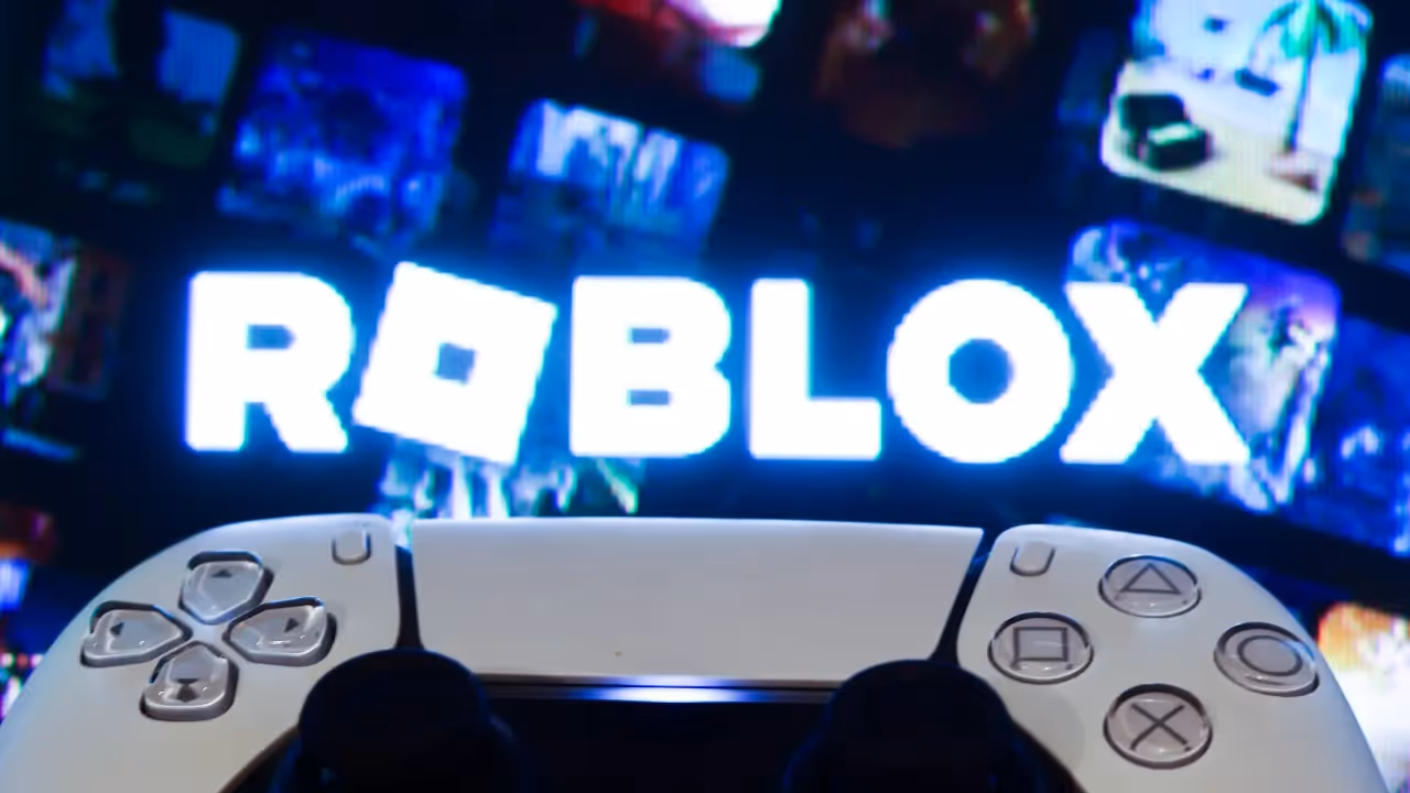 https://stocktwits.com/news articles/markets/equity/roblox sees explosion in retail chatter as new features put teens in control/ch8KmZlR5YC