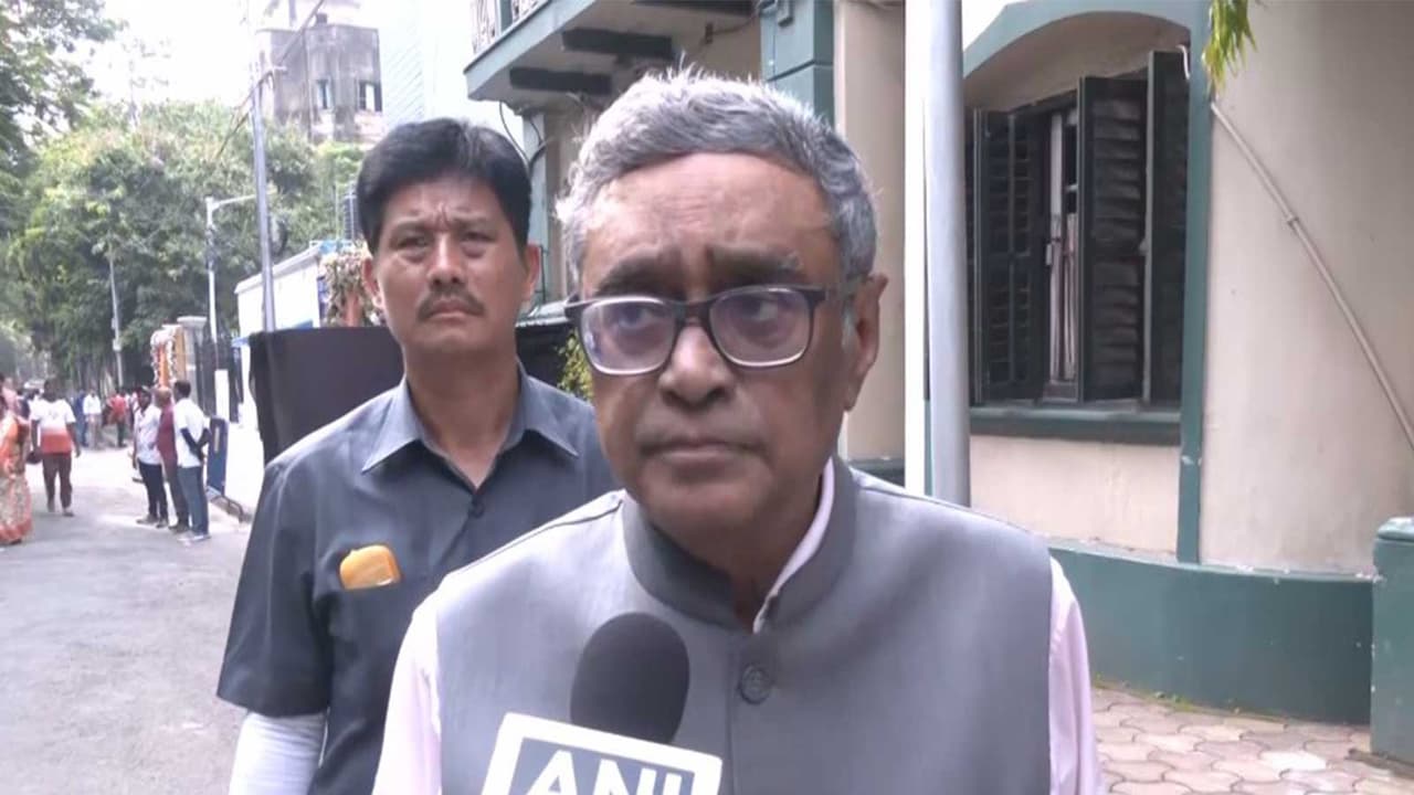 Swapan Dasgupta, MLA, WB (BJP), (Photo/ANI) Swapan Dasgupta, MLA, WB (BJP), (Photo/ANI)