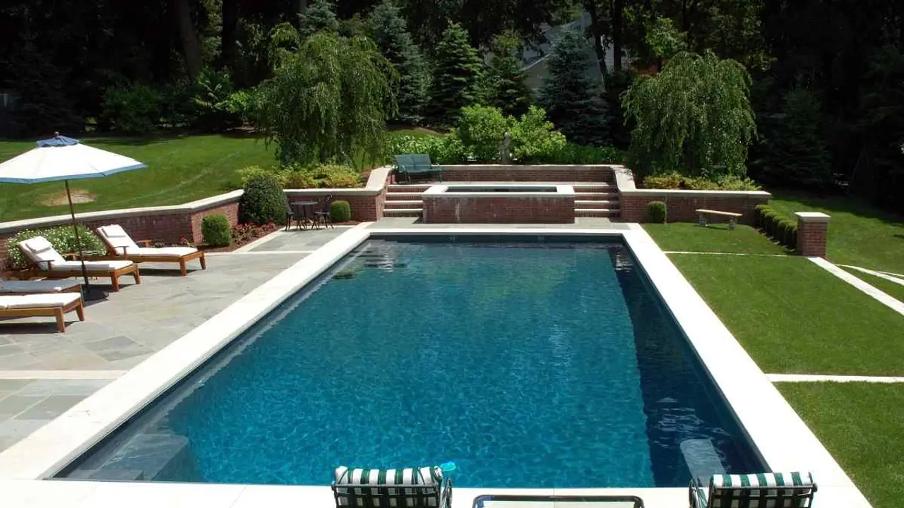 Latham Group Stock Surges After Hours On Robust 2025 Forecast, Q4 Sales Beat: Retail’s Extremely Bullish Latham Group Stock Surges After Hours On Robust 2025 Forecast, Q4 Sales Beat: Retail’s Extremely Bullish