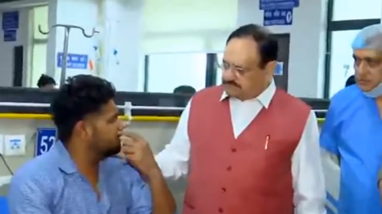 JP Nadda at Lady Hardinge Hospital (Photo/ANI) JP Nadda at Lady Hardinge Hospital (Photo/ANI)
