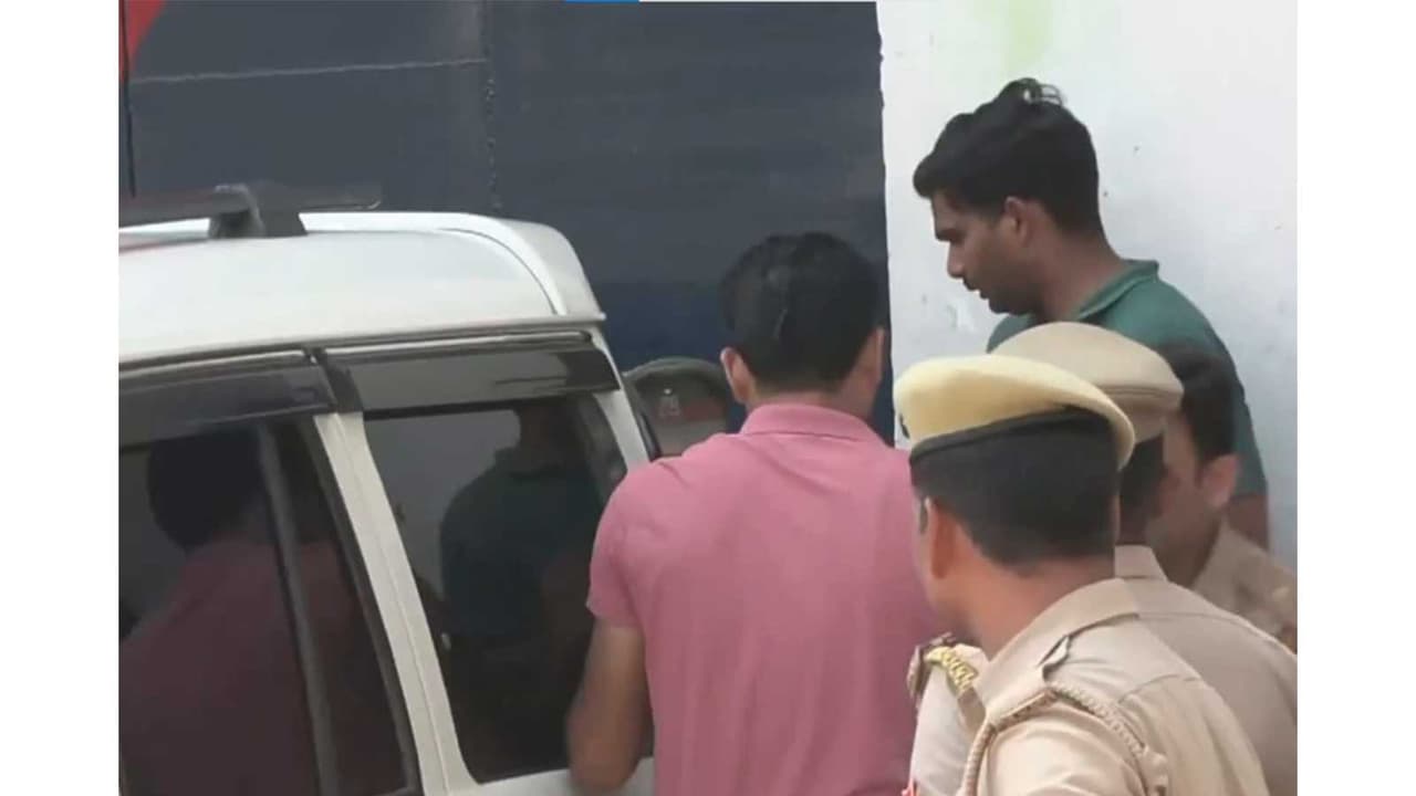 Police takes Avinash Shukla from Ayodhya District Jail (Photo/ANI) Police takes Avinash Shukla from Ayodhya District Jail (Photo/ANI)