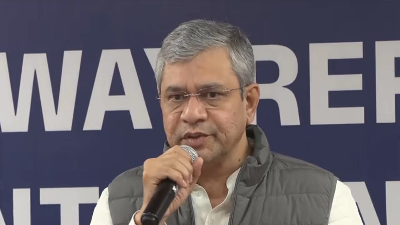 Union Railway Minister for Railways Ashwini Vaishnaw (Photo/ANI) Union Railway Minister for Railways Ashwini Vaishnaw (Photo/ANI)