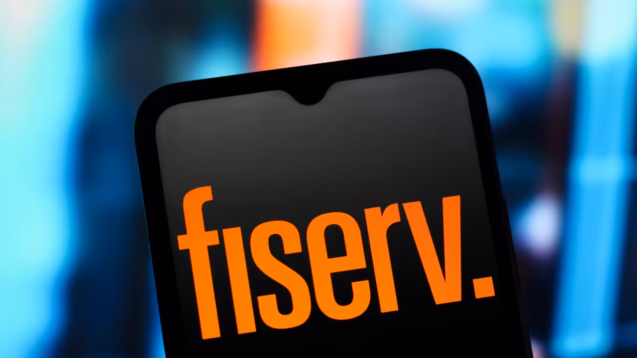 https://stocktwits.com/news articles/markets/equity/fisv stock snaps 4 day losing streak on insider share purchase worth nearly 520 k/cZoFAA8RJX6 https://stocktwits.com/news articles/markets/equity/fisv stock snaps 4 day losing streak on insider share purchase worth nearly 520 k/cZoFAA8RJX6