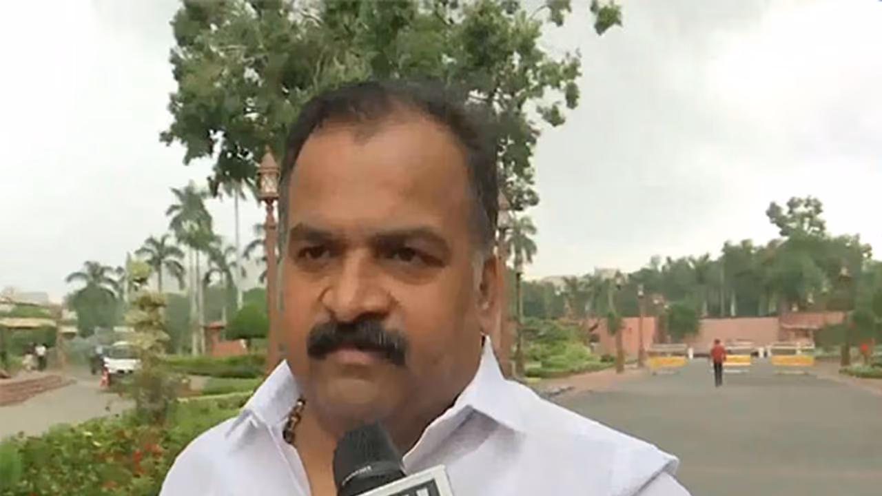 Congress leader Manickam Tagore (File Photo/ANI) Congress leader Manickam Tagore (File Photo/ANI)