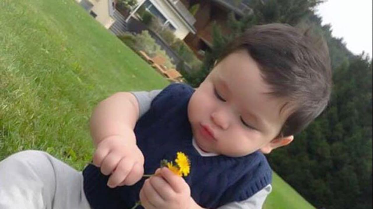 ಬೇಬೋ ಮಗನ ಕೇರ್ ಟೇಕರ್ ಸಂಬಳ ಕೇಳಿದ್ರೆ ಕೆಲಸ ಬಿಡ್ತೀರಾ! ಬೇಬೋ ಮಗನ ಕೇರ್ ಟೇಕರ್ ಸಂಬಳ ಕೇಳಿದ್ರೆ ಕೆಲಸ ಬಿಡ್ತೀರಾ!