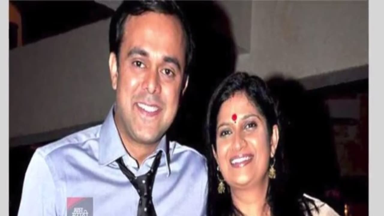 பிரபல நடிகை முன்பு சுய இன்பம் அனுபவித்தவர் கைது! பிரபல நடிகை முன்பு சுய இன்பம் அனுபவித்தவர் கைது!