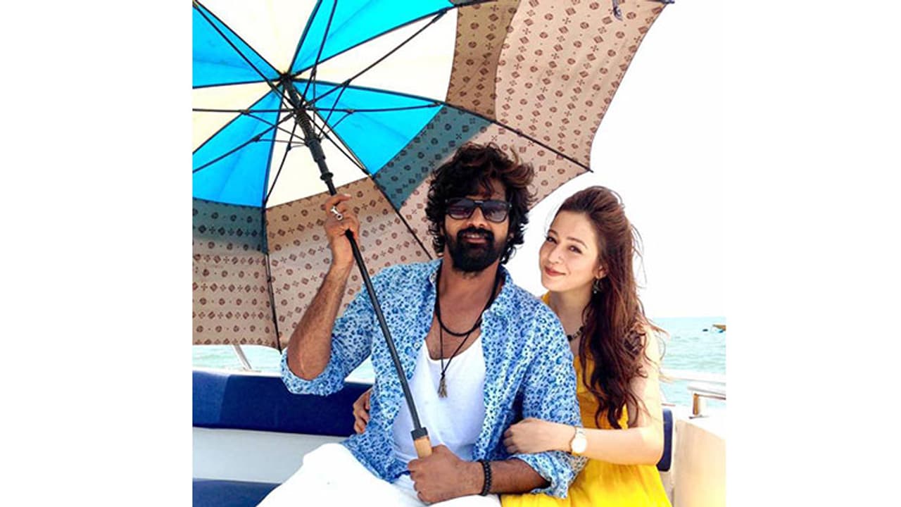 അത് പ്രണവ് അല്ല ആരാധകരെ..! അത് പ്രണവ് അല്ല ആരാധകരെ..!