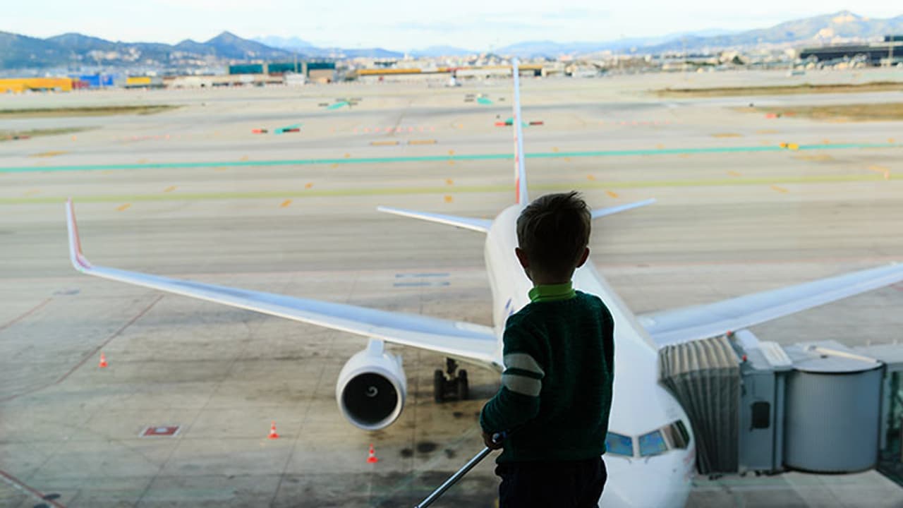 Two 11 year old kids to fly to Abu Dhabi to identify their fathers dead bodies Two 11 year old kids to fly to Abu Dhabi to identify their fathers dead bodies