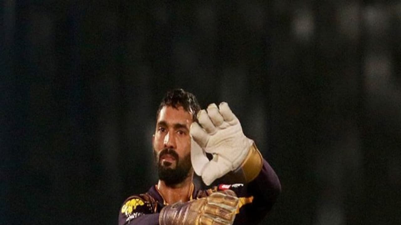 சென்னை அணியின் முதல் இடத்திற்கு ஆப்பு வைத்த கொல்கத்தா: பினிசர் மேனாக மாறிய தமிழக வீரர்! சென்னை அணியின் முதல் இடத்திற்கு ஆப்பு வைத்த கொல்கத்தா: பினிசர் மேனாக மாறிய தமிழக வீரர்!