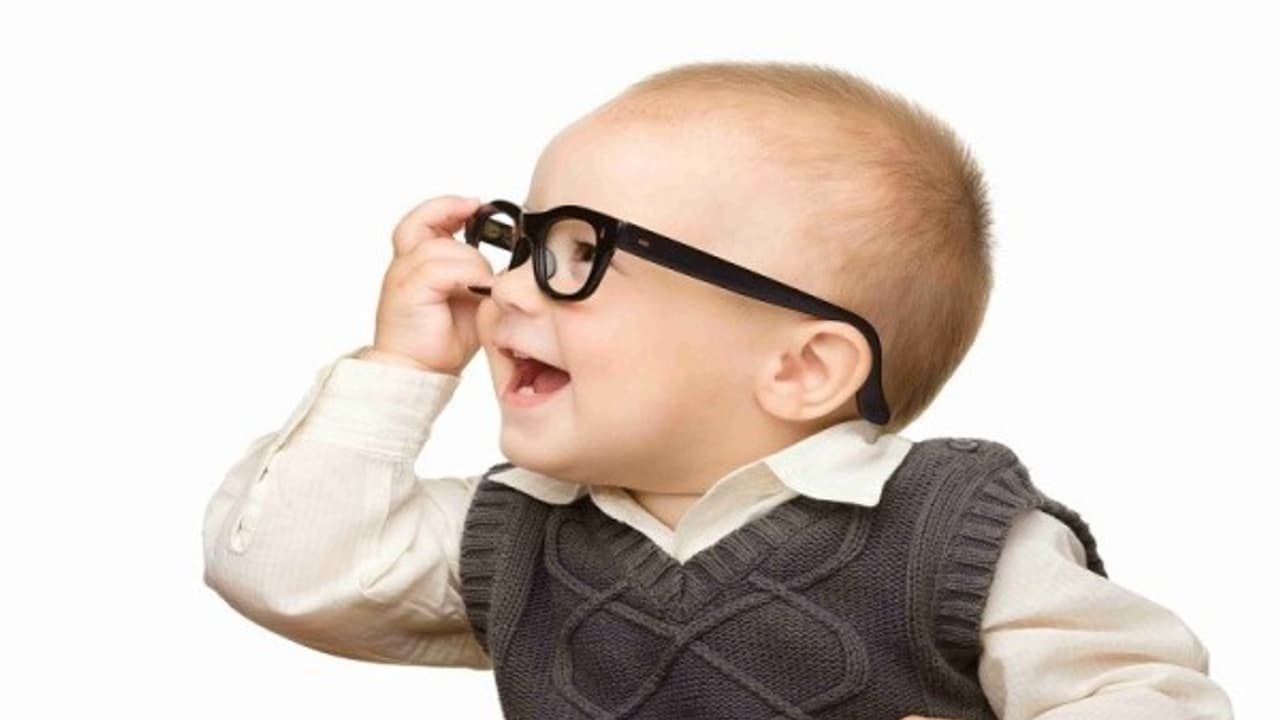 குழந்தைகளுக்கு வாழைப்பழத்தை சாப்பிட கொடுத்து அவர்களின் மூளைத் திறனை அதிகரிக்கலாம்... குழந்தைகளுக்கு வாழைப்பழத்தை சாப்பிட கொடுத்து அவர்களின் மூளைத் திறனை அதிகரிக்கலாம்...