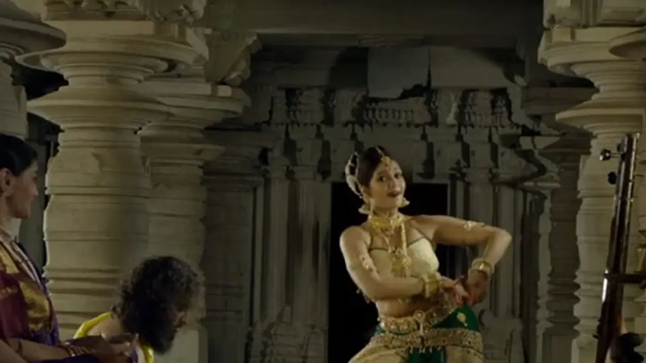 'ಅಲ್ಲಮ' ಚಿತ್ರವಿಮರ್ಶೆ: ಬಯಲು ಚಿತ್ರಮಂದಿರದೊಳಗೆ 'ಅಲ್ಲಮ' ಚಿತ್ರವಿಮರ್ಶೆ: ಬಯಲು ಚಿತ್ರಮಂದಿರದೊಳಗೆ