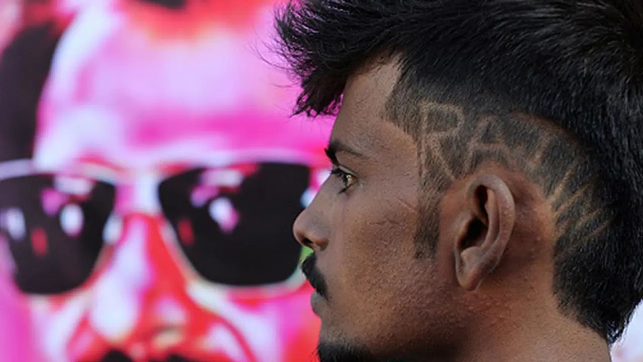 Is Rajinikanth's 'war' talk going to go up in smoke? Is Rajinikanth's 'war' talk going to go up in smoke?