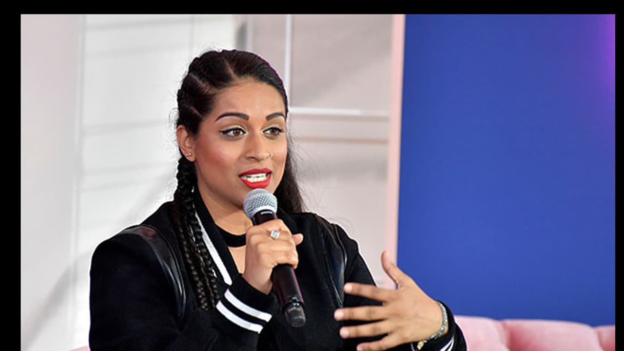 Lily “II Superwoman II” Singh asks women to do the #BraToss Challenge Lily “II Superwoman II” Singh asks women to do the #BraToss Challenge