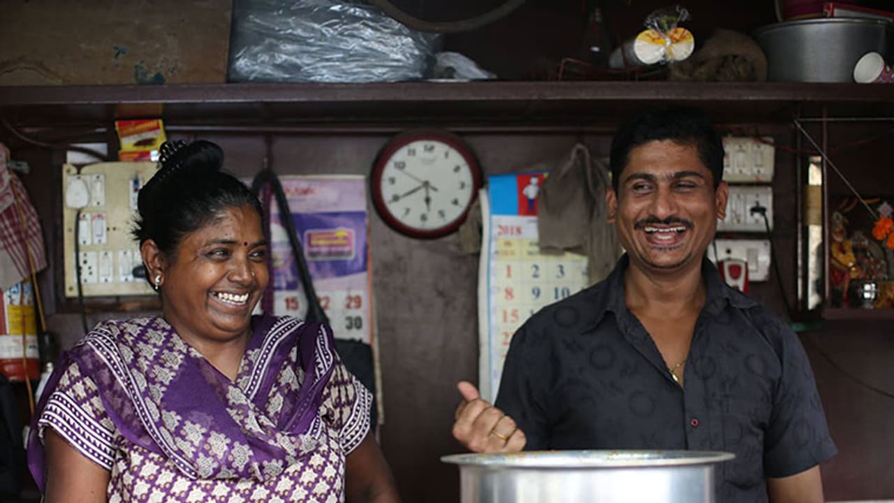 'ഭര്ത്താവുണ്ടാക്കിത്തരുന്ന ചായയാണ് ലോകത്തിലെ ഏറ്റവും നല്ല ചായ', എജ്ജാതി പ്രണയം! 'ഭര്ത്താവുണ്ടാക്കിത്തരുന്ന ചായയാണ് ലോകത്തിലെ ഏറ്റവും നല്ല ചായ', എജ്ജാതി പ്രണയം!