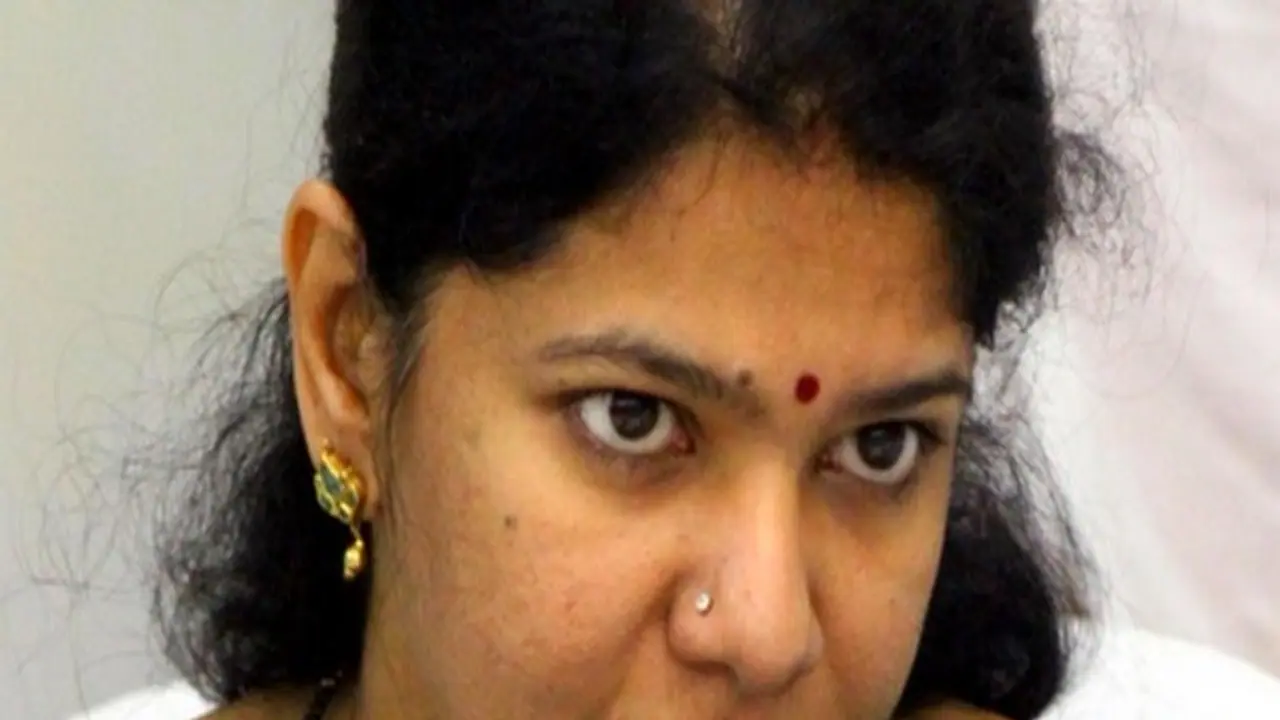 கனியை விடாமல் துரத்தும் தூத்துக்குடி சாந்தகுமார்...!! திமுகவுக்கு வந்த புதிய சோதனை...!! கனியை விடாமல் துரத்தும் தூத்துக்குடி சாந்தகுமார்...!! திமுகவுக்கு வந்த புதிய சோதனை...!!