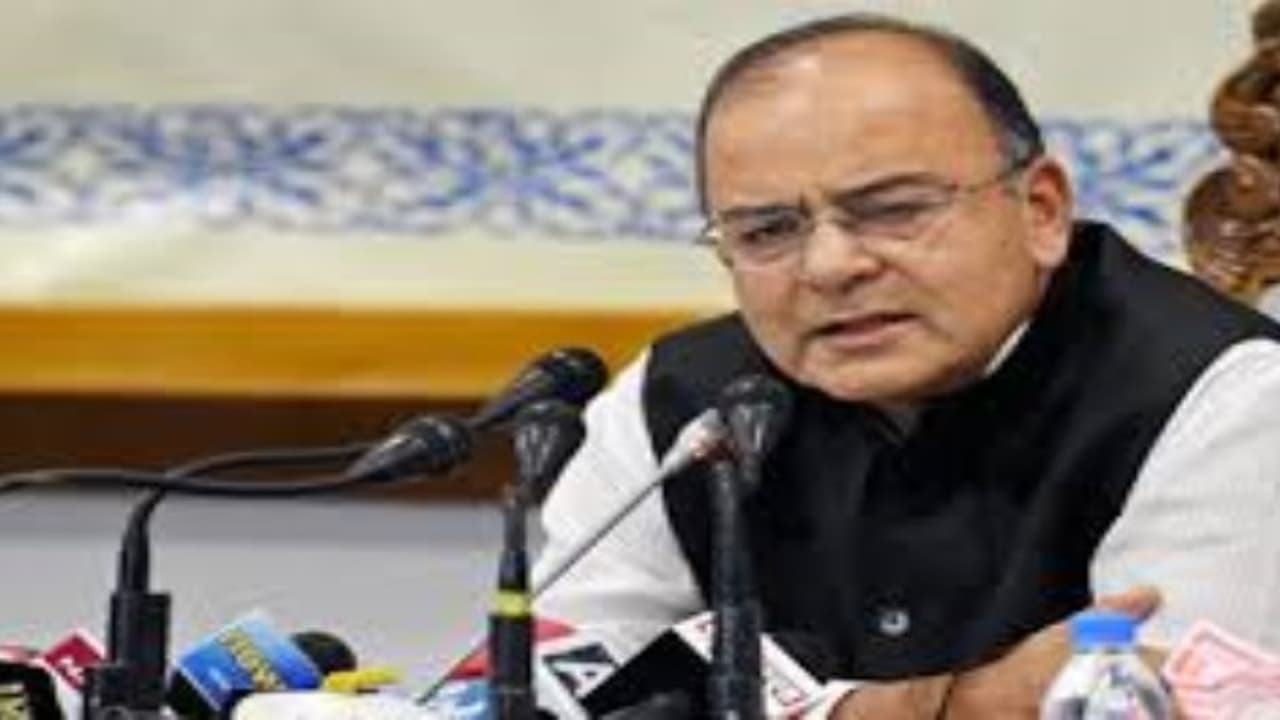 விவசாய வருமானத்துக்கு வரி விதிக்கப்படாது… சர்ச்சைக்கு முற்றுப்புள்ளி வைத்த அருண் ஜெட்லி… விவசாய வருமானத்துக்கு வரி விதிக்கப்படாது… சர்ச்சைக்கு முற்றுப்புள்ளி வைத்த அருண் ஜெட்லி…