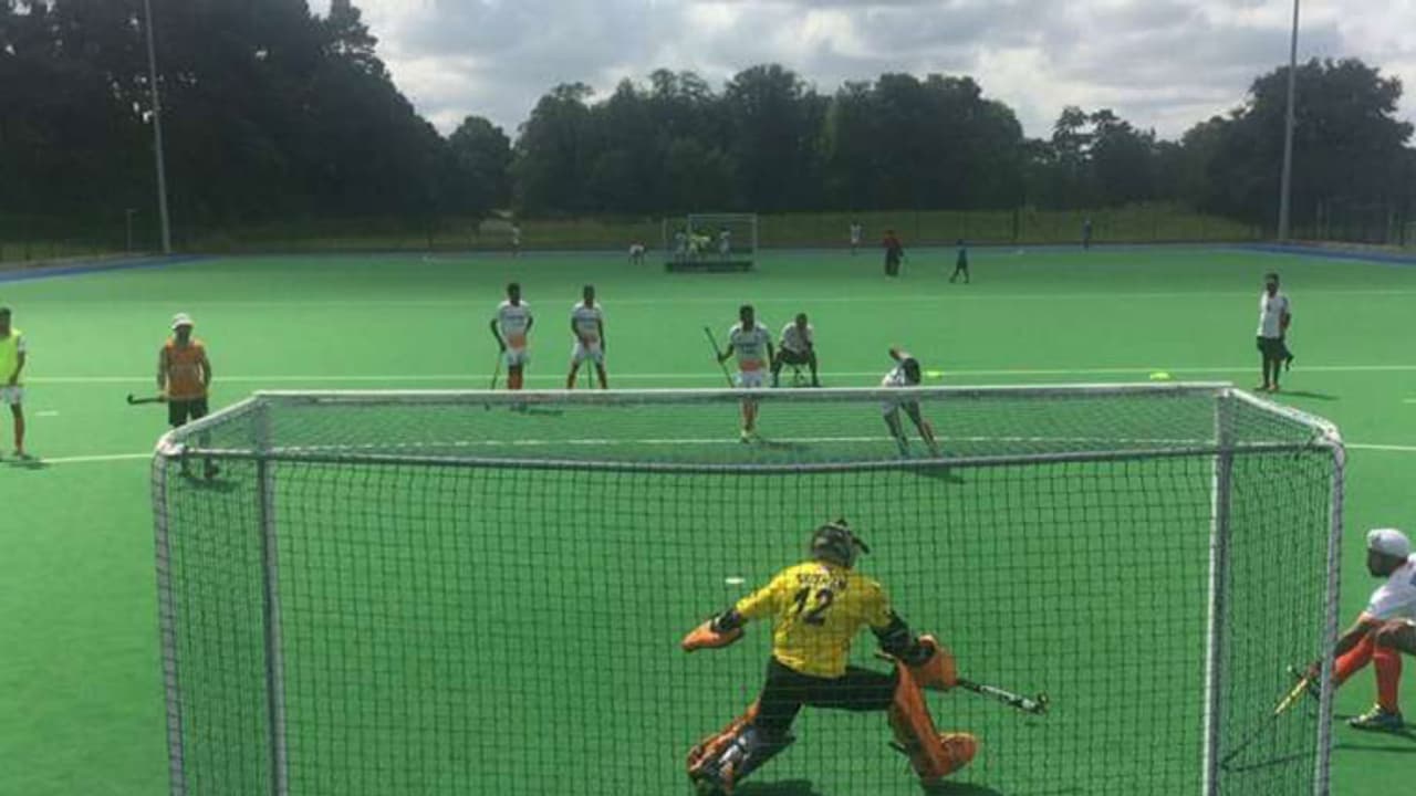 ಜರ್ಮನಿ ಮಣಿಸಿದ ಕಿರಿಯರಿಗೆ ಪ್ರಶಸ್ತಿ ಜರ್ಮನಿ ಮಣಿಸಿದ ಕಿರಿಯರಿಗೆ ಪ್ರಶಸ್ತಿ