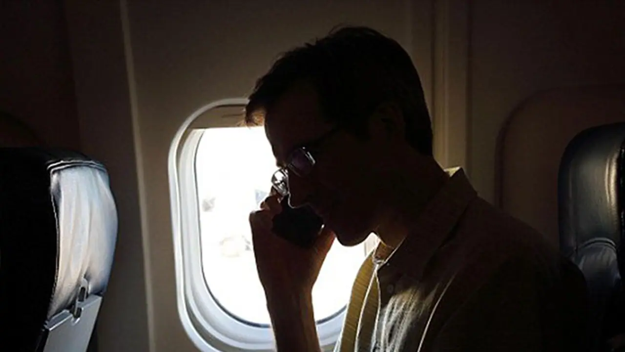 For an engagement, guest delays flight with hoax bomb scare! For an engagement, guest delays flight with hoax bomb scare!