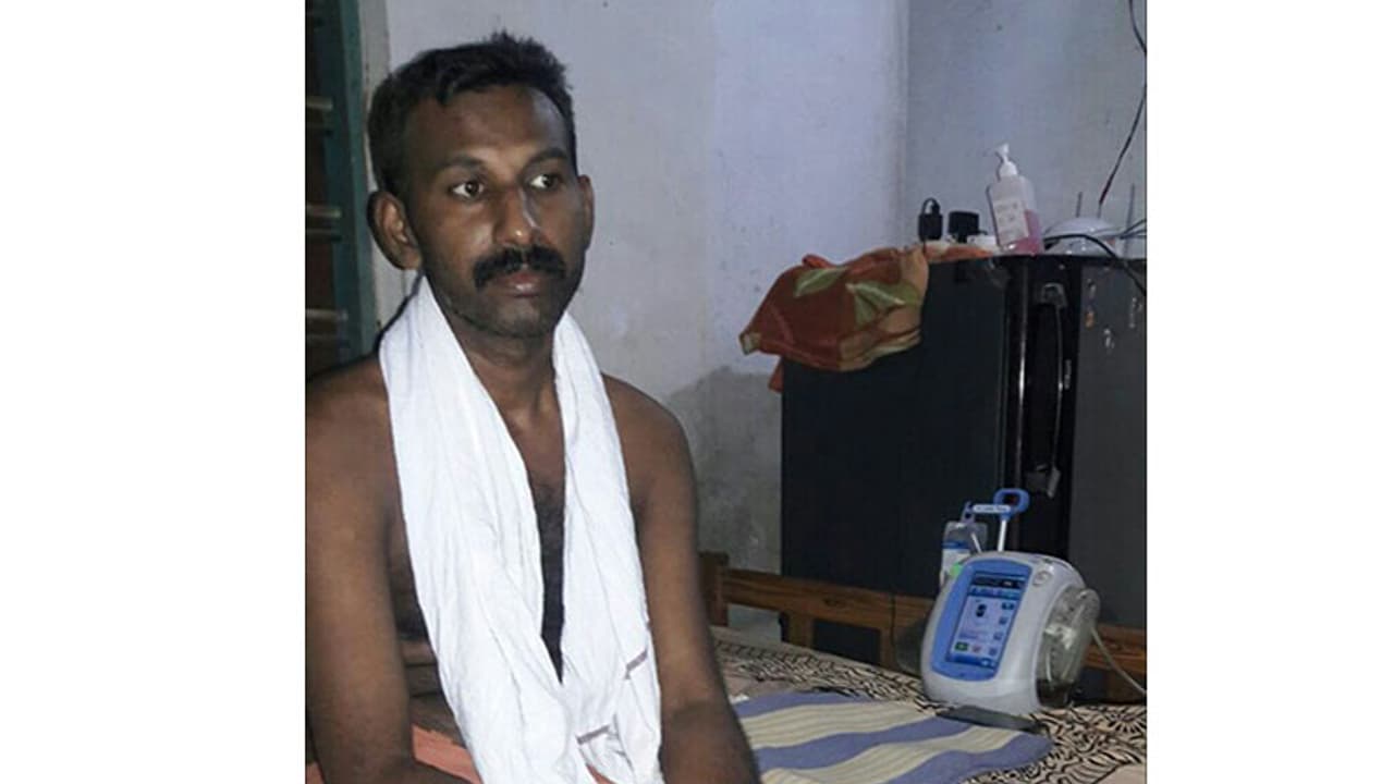 അനിലിന് ജീവിക്കണം; കാല് വേദനയില്ലാതെ അനിലിന് ജീവിക്കണം; കാല് വേദനയില്ലാതെ