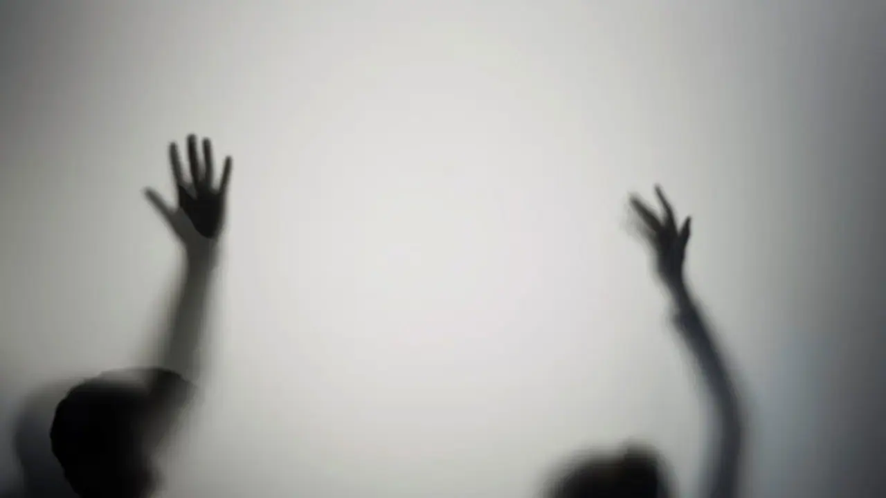 After gang war on Delhi streets, police officer beaten to death by criminal